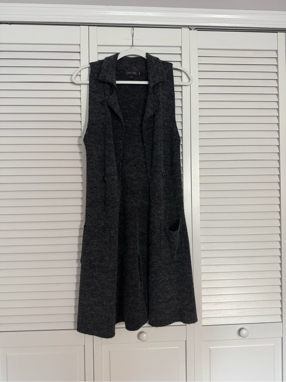 Love Tree Charcoal Gray Sleeveless Long Knit Vest Fall Cozy Layering Sz M